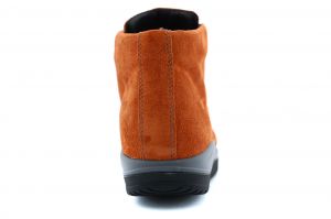 208762 Halfhoog boot rollzool roest suede
